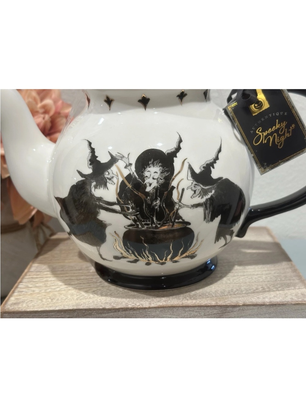 NEW Potters Studio Halloween Spooky
Teapot 3 Wicked Witches & Set of 2
Mugs - Picture 7 of 7